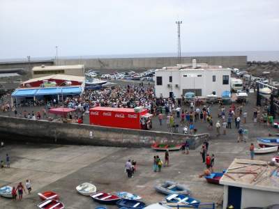 Eine Fiesta am Hafen von Valle Gran Rey